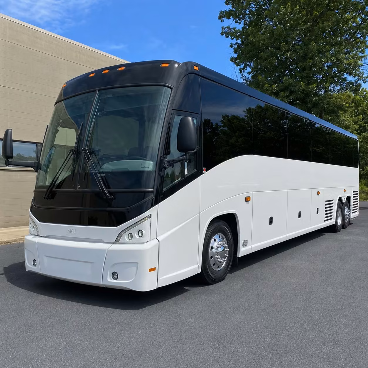 charter buses to discovery place science and charlotte s top museum field trip destinations