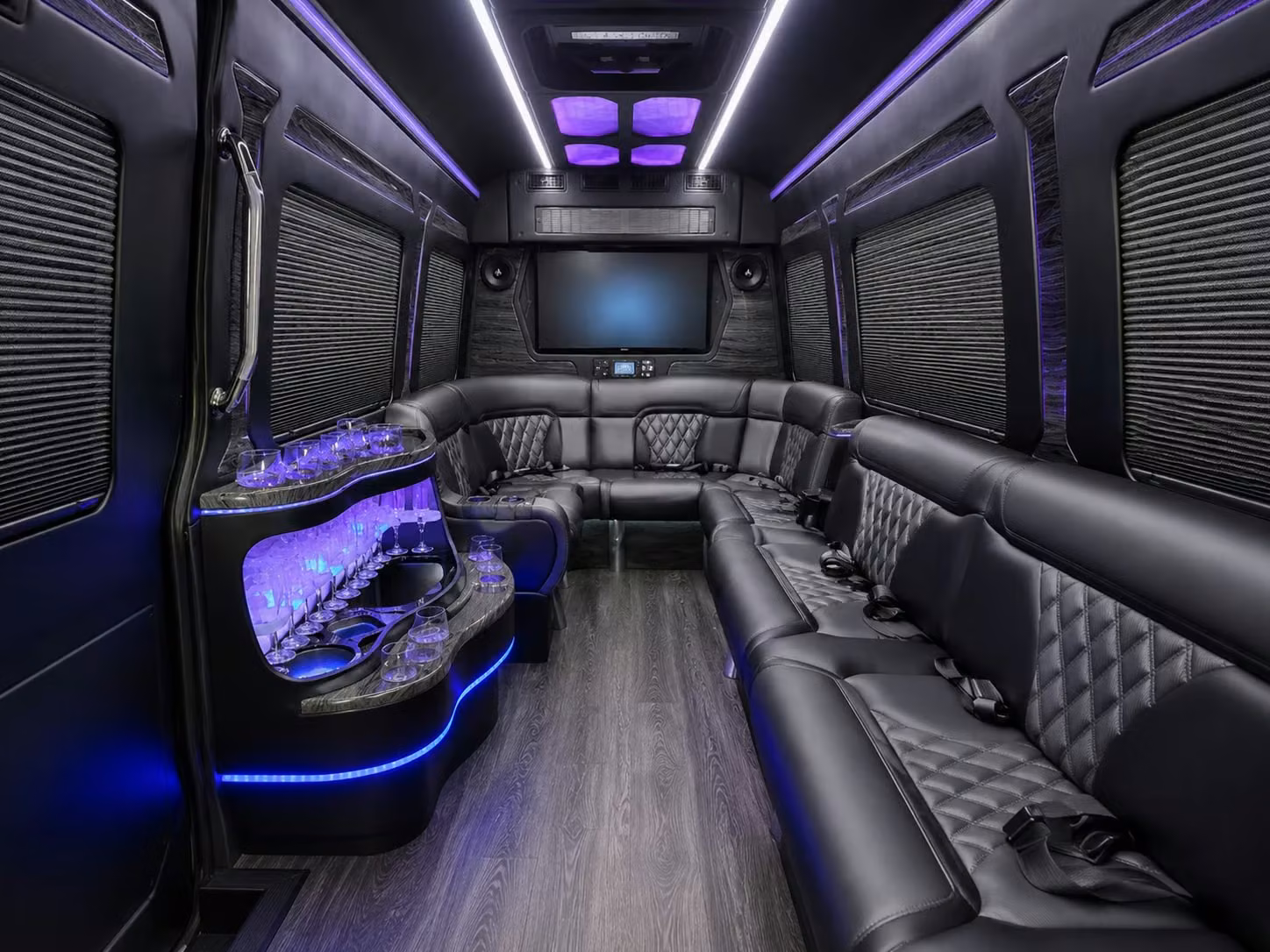 crew transportation and construction site shuttles across the charlotte metro