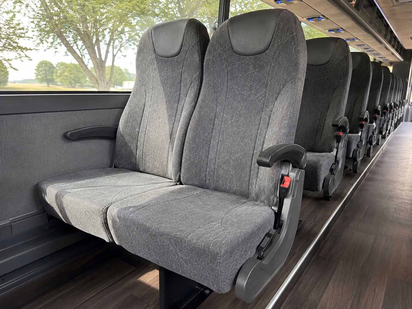 how where and when you re traveling affects charlotte bus rental rates